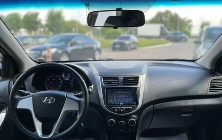 Hyundai Solaris II рестайлинг, 2015 год, 755 000 рублей, 17 фотография