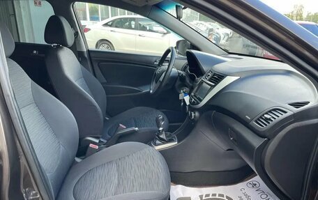 Hyundai Solaris II рестайлинг, 2015 год, 755 000 рублей, 18 фотография