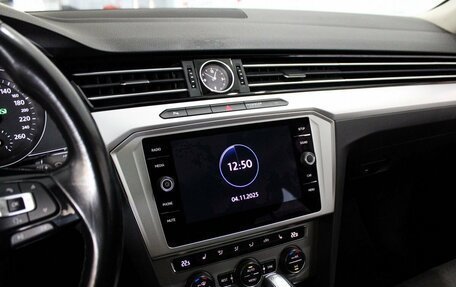 Volkswagen Passat B8 рестайлинг, 2018 год, 1 949 000 рублей, 11 фотография