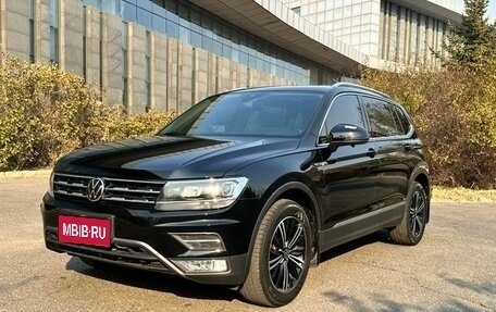Volkswagen Tiguan II, 2022 год, 2 560 999 рублей, 1 фотография