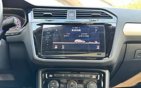 Volkswagen Tiguan II, 2022 год, 2 560 999 рублей, 11 фотография