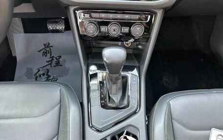 Volkswagen Tiguan II, 2022 год, 2 560 999 рублей, 12 фотография