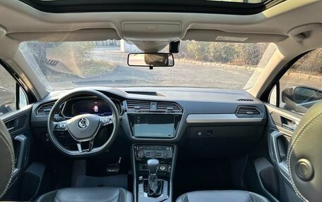 Volkswagen Tiguan II, 2022 год, 2 560 999 рублей, 15 фотография