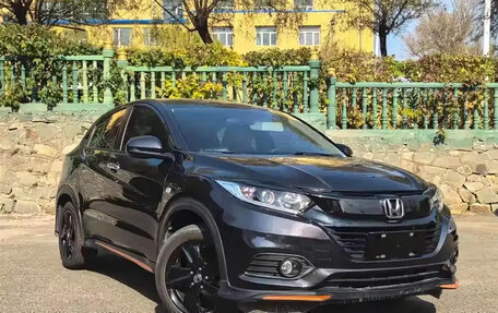 Honda Vezel, 2022 год, 1 350 069 рублей, 3 фотография