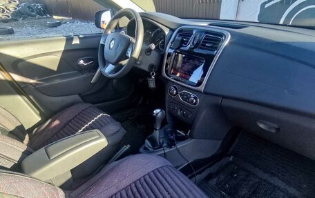 Renault Sandero II рестайлинг, 2018 год, 1 550 000 рублей, 14 фотография