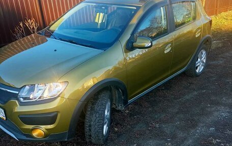 Renault Sandero II рестайлинг, 2018 год, 1 550 000 рублей, 21 фотография