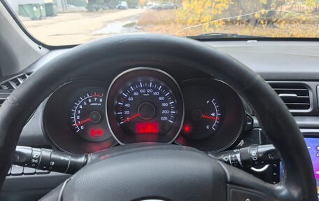 KIA Rio III рестайлинг, 2011 год, 770 000 рублей, 7 фотография