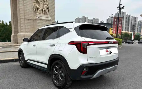 KIA Seltos I, 2024 год, 1 694 555 рублей, 6 фотография