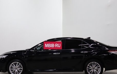 Toyota Camry, 2018 год, 2 390 000 рублей, 8 фотография