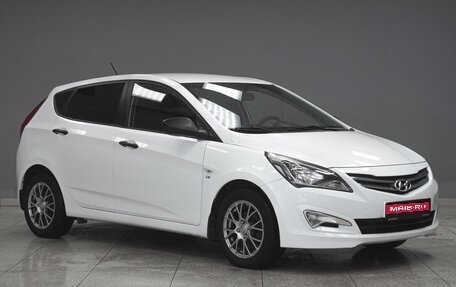 Hyundai Solaris II рестайлинг, 2015 год, 949 000 рублей, 1 фотография