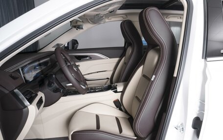 FAW Bestune T77, 2023 год, 2 130 000 рублей, 10 фотография