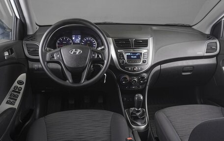 Hyundai Solaris II рестайлинг, 2015 год, 949 000 рублей, 6 фотография