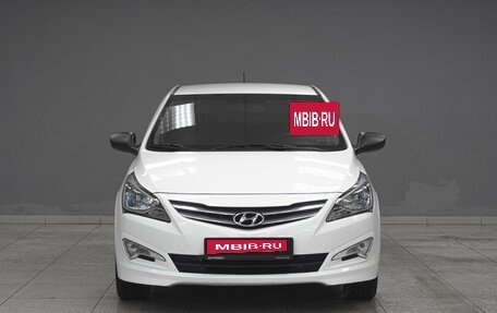 Hyundai Solaris II рестайлинг, 2015 год, 949 000 рублей, 3 фотография