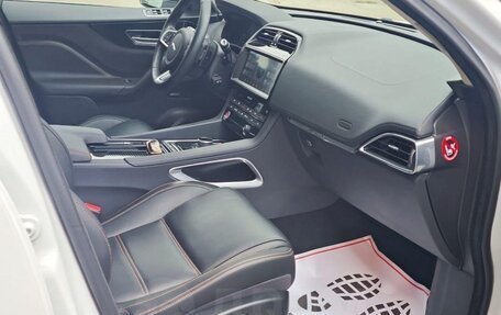 Jaguar F-Pace, 2020 год, 3 695 000 рублей, 3 фотография