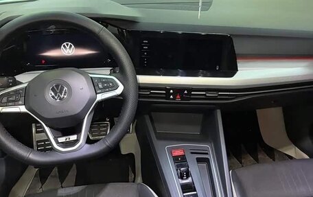 Volkswagen Golf VIII, 2022 год, 1 520 202 рублей, 14 фотография