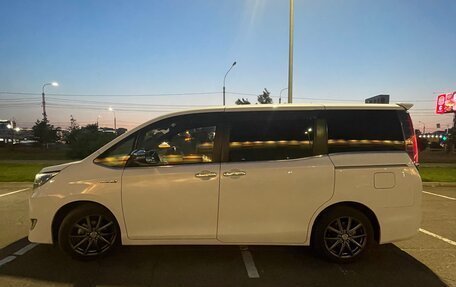 Toyota Esquire I, 2017 год, 2 330 000 рублей, 7 фотография