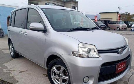 Toyota Sienta I, 2014 год, 745 000 рублей, 1 фотография