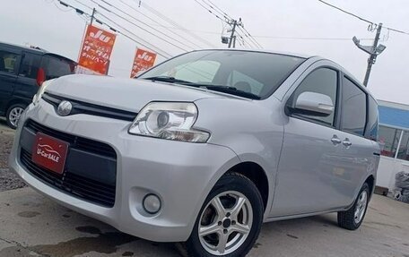 Toyota Sienta I, 2014 год, 745 000 рублей, 5 фотография