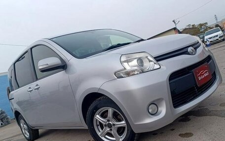 Toyota Sienta I, 2014 год, 745 000 рублей, 7 фотография