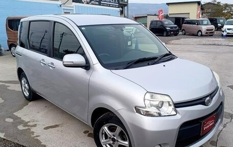 Toyota Sienta I, 2014 год, 745 000 рублей, 11 фотография