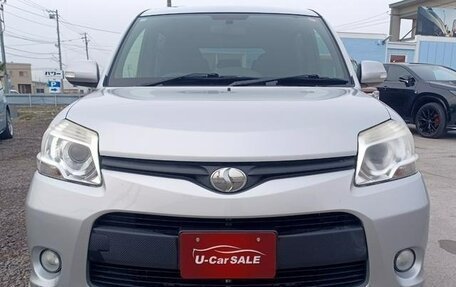 Toyota Sienta I, 2014 год, 745 000 рублей, 19 фотография