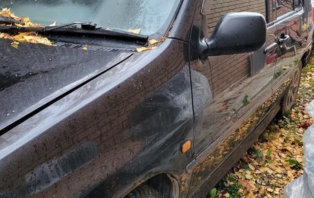 Toyota Raum I, 1999 год, 200 000 рублей, 3 фотография