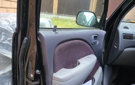 Toyota Raum I, 1999 год, 200 000 рублей, 5 фотография