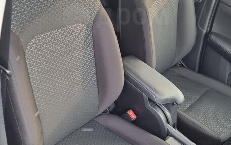 Toyota Raize I, 2022 год, 1 380 001 рублей, 11 фотография