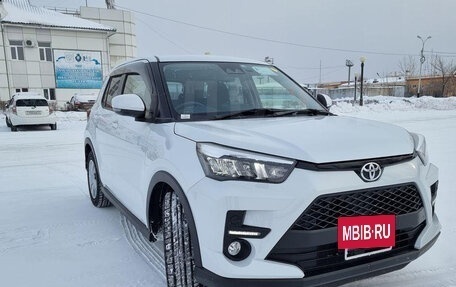 Toyota Raize I, 2022 год, 1 380 001 рублей, 2 фотография