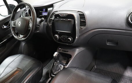 Renault Kaptur I рестайлинг, 2017 год, 1 366 000 рублей, 7 фотография