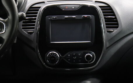 Renault Kaptur I рестайлинг, 2017 год, 1 366 000 рублей, 11 фотография