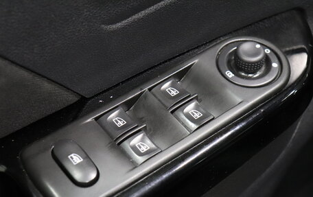 Renault Kaptur I рестайлинг, 2017 год, 1 366 000 рублей, 8 фотография