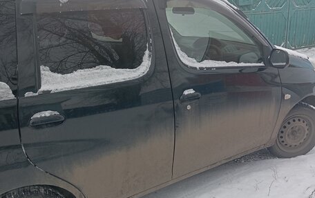 Toyota FunCargo, 2002 год, 470 000 рублей, 5 фотография