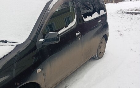 Toyota FunCargo, 2002 год, 470 000 рублей, 2 фотография