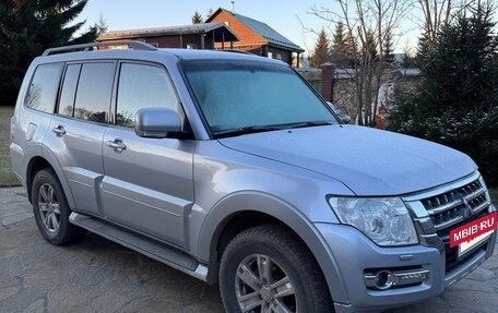 Mitsubishi Pajero IV, 2014 год, 3 100 000 рублей, 2 фотография