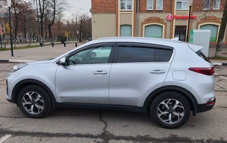 KIA Sportage IV рестайлинг, 2020 год, 2 350 000 рублей, 7 фотография