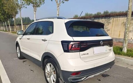 Volkswagen T-Cross I, 2021 год, 1 070 202 рублей, 8 фотография