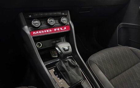 Skoda Karoq I, 2021 год, 1 560 325 рублей, 15 фотография