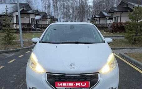 Peugeot 208 II, 2013 год, 650 000 рублей, 1 фотография