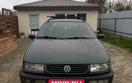 Volkswagen Passat B4, 1996 год, 270 000 рублей, 2 фотография