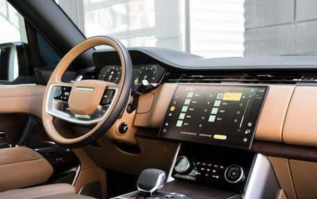 Land Rover Range Rover IV рестайлинг, 2022 год, 19 000 000 рублей, 37 фотография