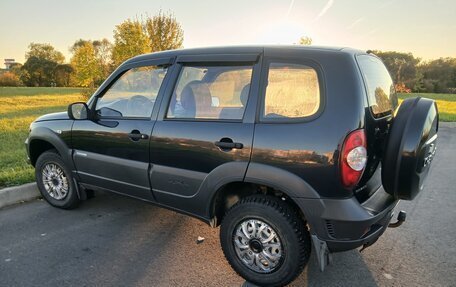 Chevrolet Niva I рестайлинг, 2011 год, 730 000 рублей, 10 фотография