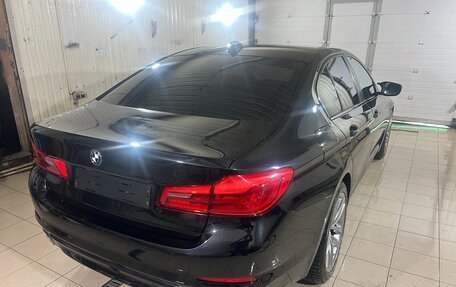 BMW 5 серия, 2018 год, 2 600 000 рублей, 3 фотография