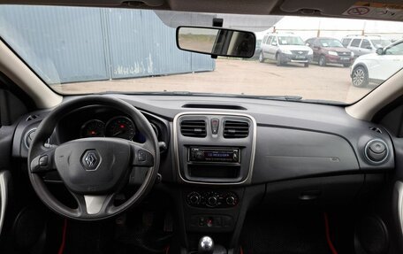 Renault Sandero II рестайлинг, 2015 год, 719 000 рублей, 17 фотография