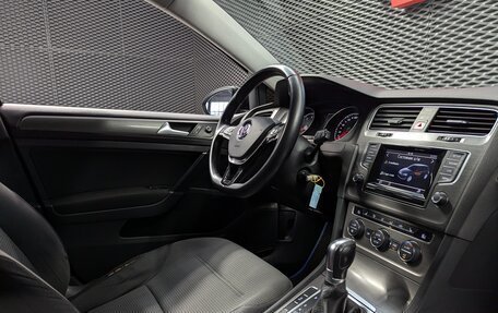 Volkswagen Golf VII, 2013 год, 999 000 рублей, 28 фотография