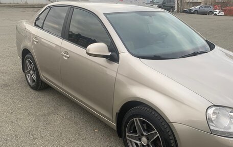 Volkswagen Jetta VI, 2007 год, 650 000 рублей, 3 фотография