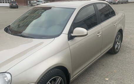 Volkswagen Jetta VI, 2007 год, 650 000 рублей, 2 фотография