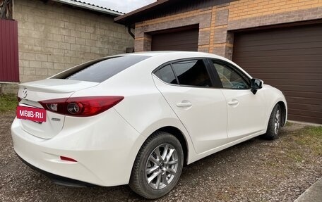 Mazda 3, 2017 год, 1 795 000 рублей, 2 фотография