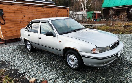 Daewoo Nexia I рестайлинг, 2004 год, 95 000 рублей, 2 фотография