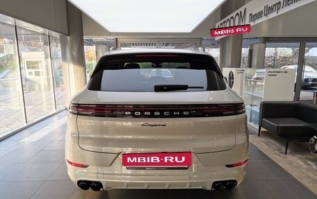 Porsche Cayenne III, 2024 год, 15 730 000 рублей, 5 фотография